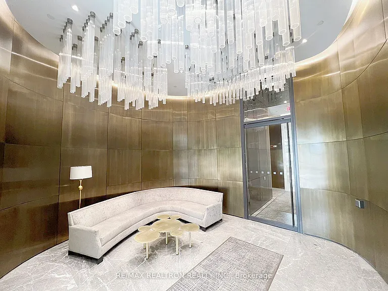 200 Bloor St W #2801 — Photo 2