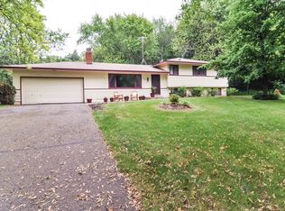 16026 Temple Dr, Minnetonka, MN 55345