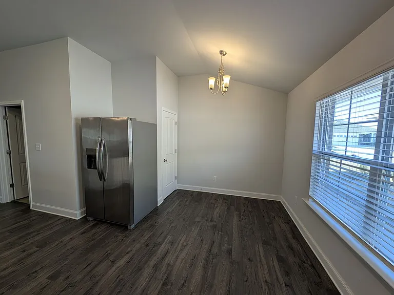 244 Abercorn Dr — Photo 18