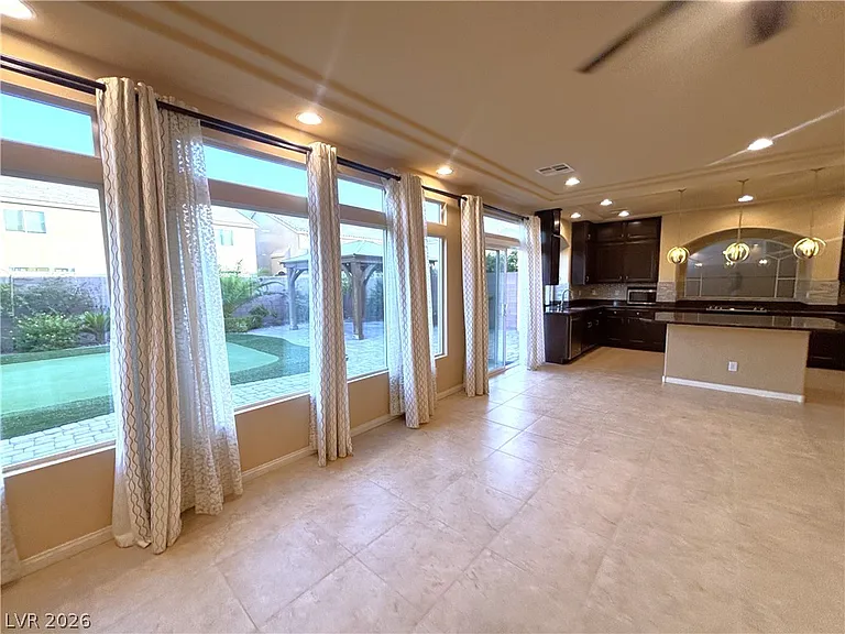6435 Grande River Ct — Photo 12