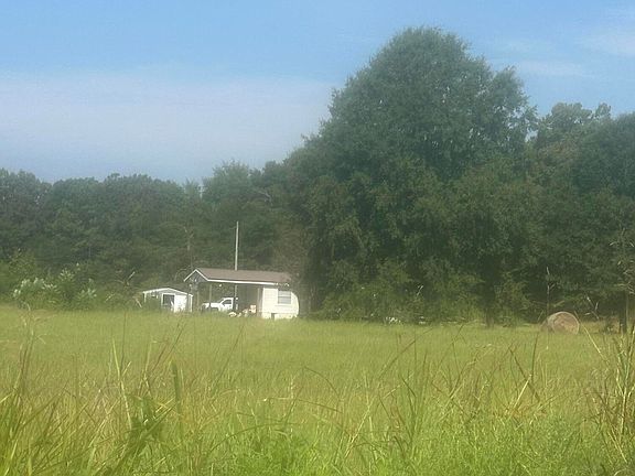 4th image of 426 Gordon Rd
