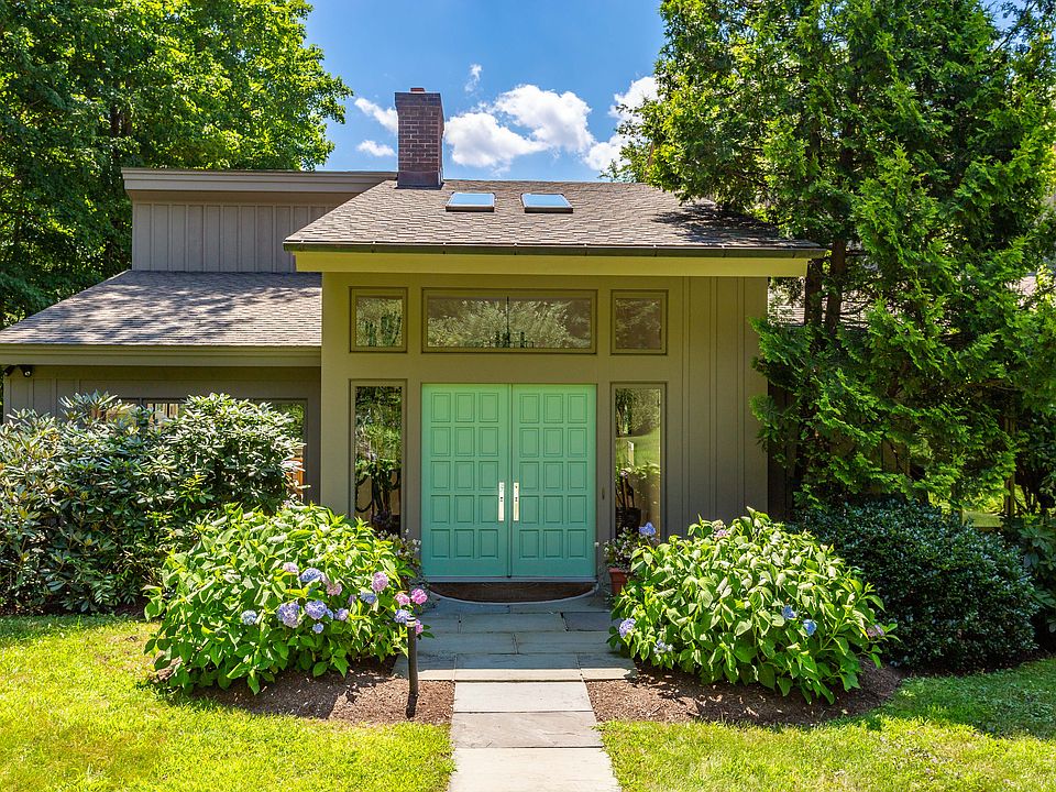 523 Munger Lane