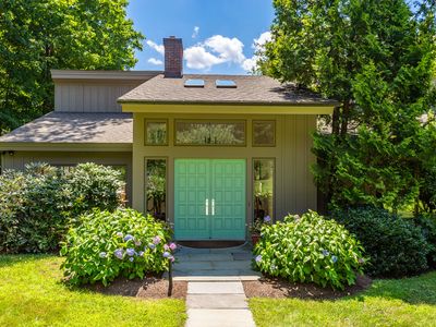 523 Munger Ln, Bethlehem, CT, 06751