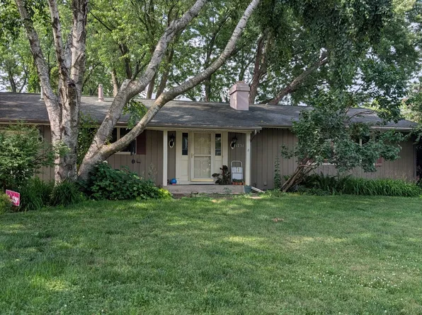 1751 8th St SW, Rochester, MN 55902