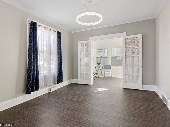 2nd image of 1110 W Galena Blvd