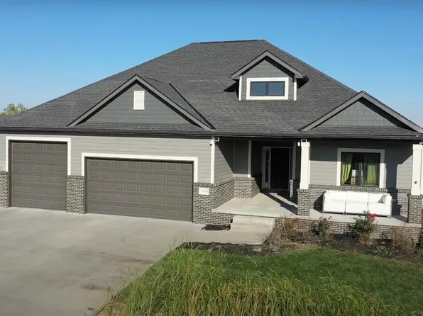 3520 SW 77th St, Lincoln, NE 68532
