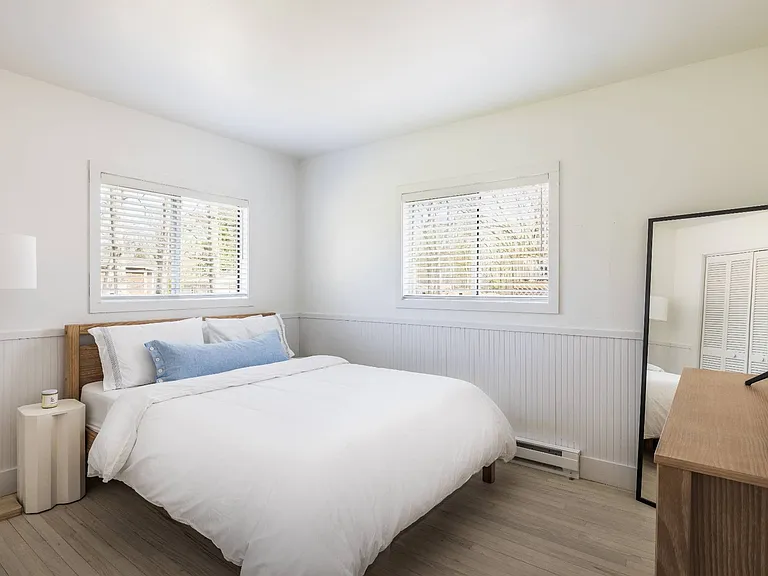 62 Hillside Dr E — Photo 10