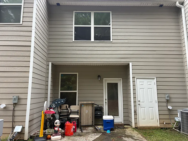 2496 Piering Dr — Photo 27