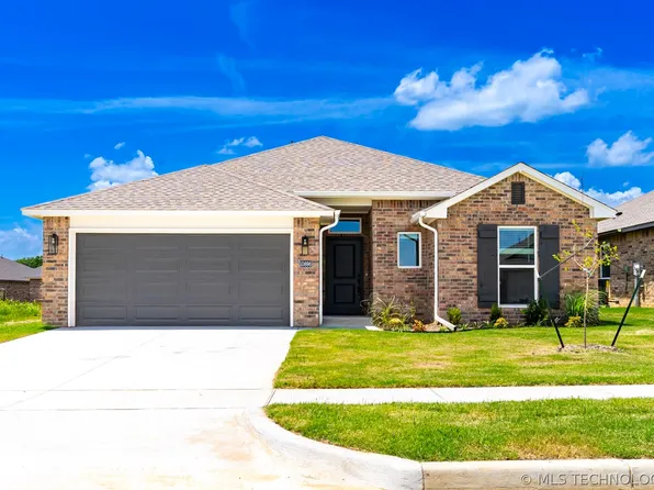10896 S 272nd Ave, Coweta, OK 74429