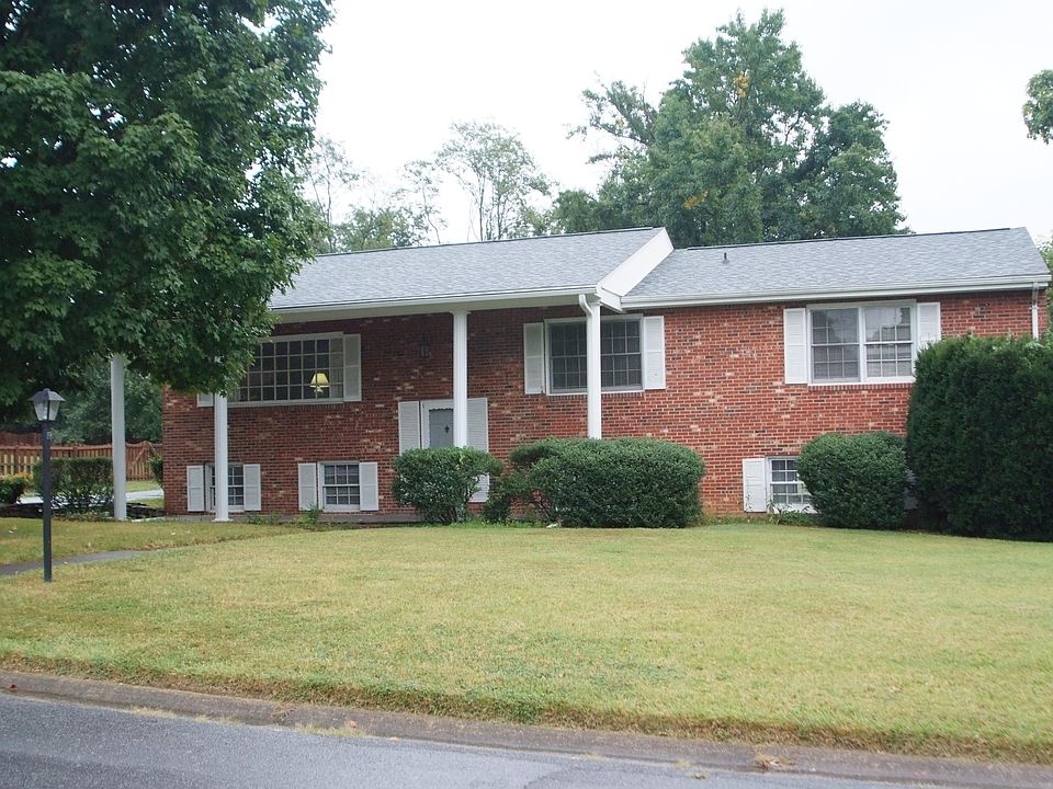 1st image of 4724 Easthill Dr SW