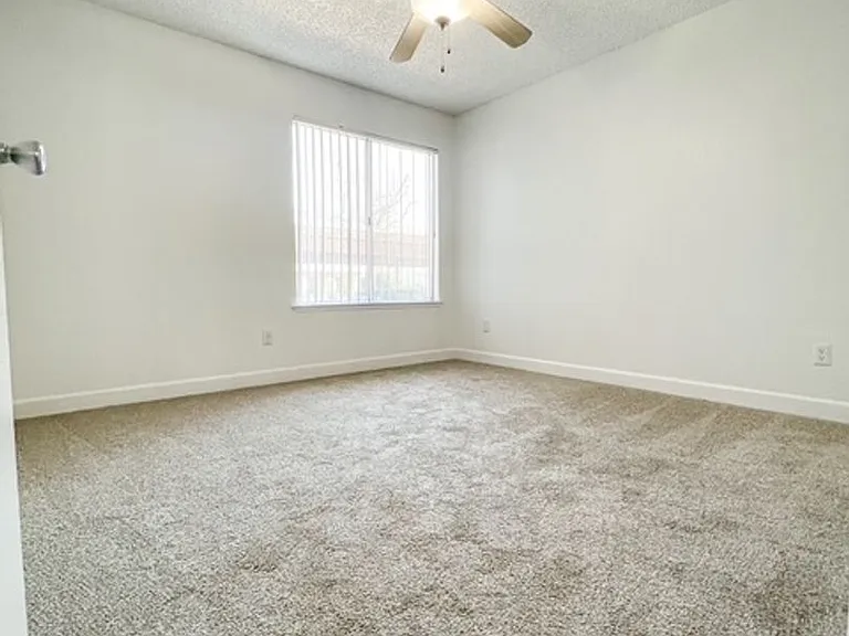 Jackson Park Place — Photo 123