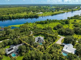 865 Fort Thompson Ave, Labelle, FL 33935