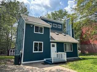 7466 Leila Ct, Tobyhanna, PA