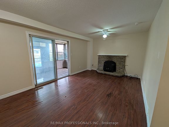 2nd image of 3335 Delfi Rd