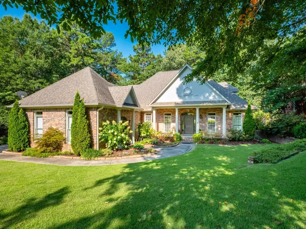 58 Bascom Dr, Little Rock, AR 72223