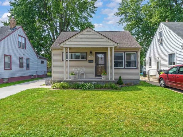 17880 Wexford St, Roseville, MI 48066