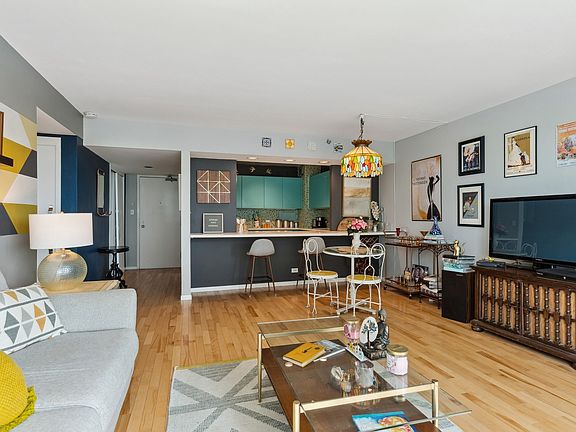 5th image of 3600 N Lake Shore Dr APT 519