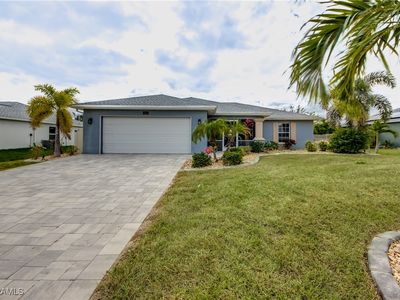 922 NE 12th Ter, Cape Coral, FL, 33909