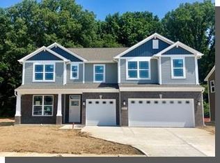 201 Dyson Dr, Whiteland, IN 46184