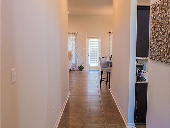 3rd image of 442 Cypress Garden Dr