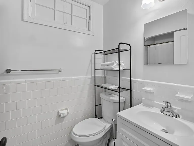 1211 Simms Pl NE — Photo 15