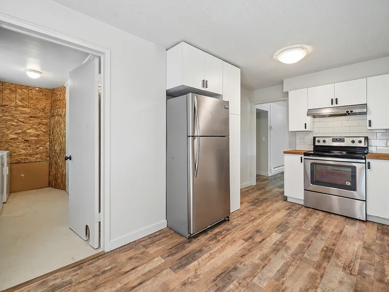 4510 SE Aldercrest Rd — Photo 11