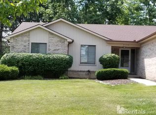 41379 Todd Ln, Novi, MI 48375