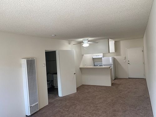 2nd image of 10075 Tujunga Canyon Blvd #219