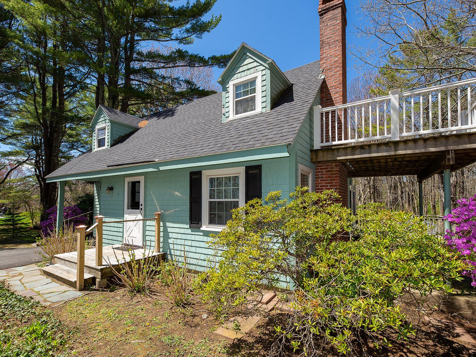 432 Shore Road, Cape Neddick, ME 03902 Zillow