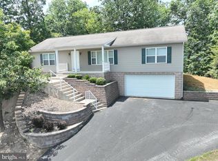 348 Ashland Dr, Ridgeley, WV 26753