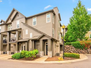 2490 Snowberry Ridge Ct, West Linn, OR 97068