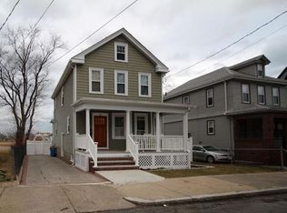 242 River Rd, Winthrop, MA 02152