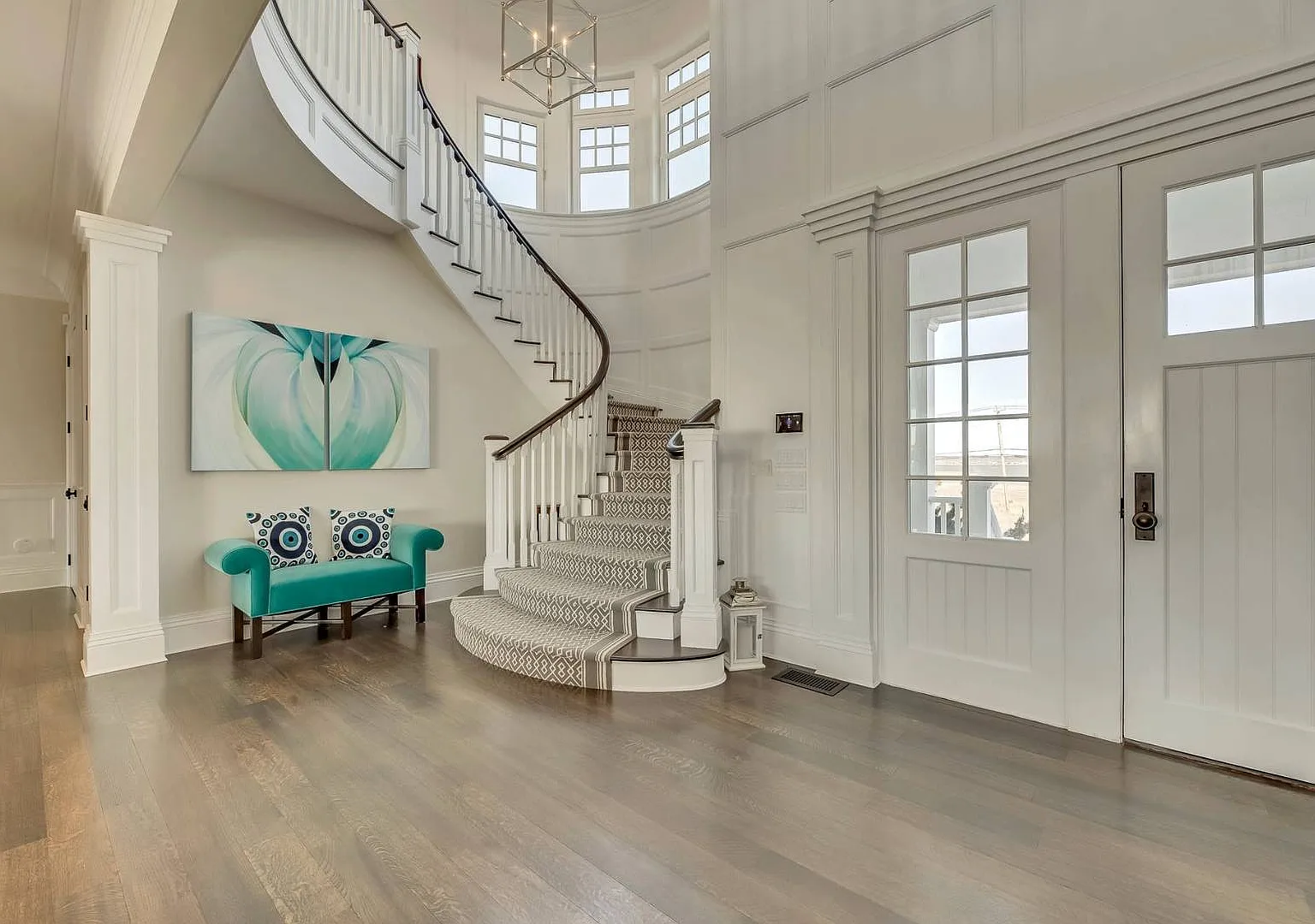 Oceanfront Estate with 360 Degree Bay & Ocean Views — Photo 4