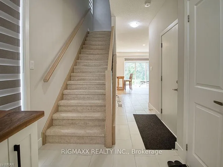 2104 Evans Blvd — Photo 10