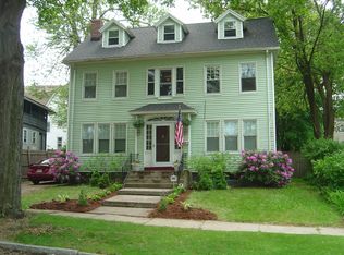 35 Glendell Ter, Springfield, MA 01108