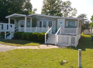 11 Buccaneer St, Murrells Inlet, SC 29576