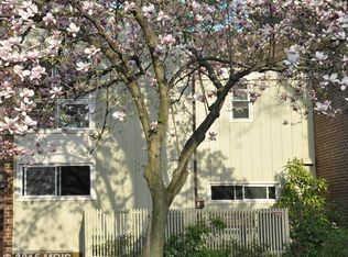 11340 Links Dr, Reston, VA 20190