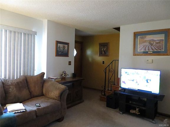 5th image of 249 Kirkwood Dr