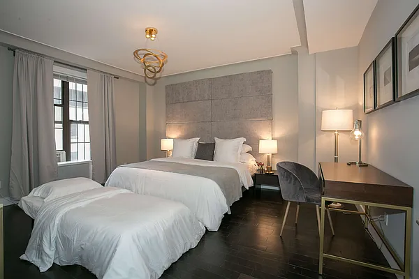 Rented by Bedrose | media 35