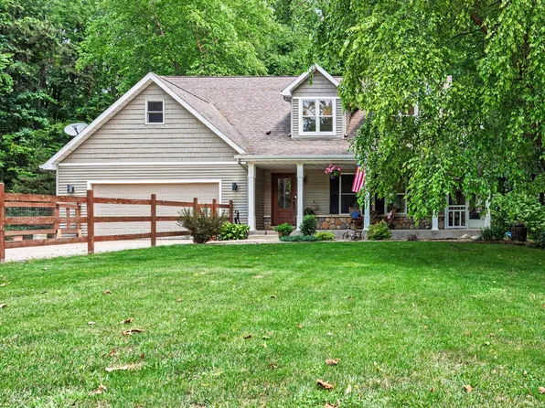 63483 Robbins Lake Rd, Jones, MI 49061