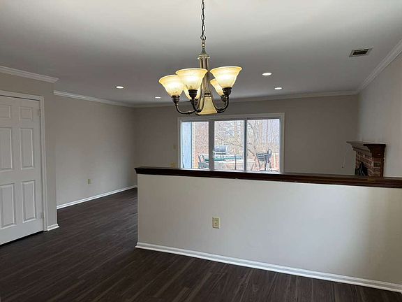 4th image of 65 Joda Dr