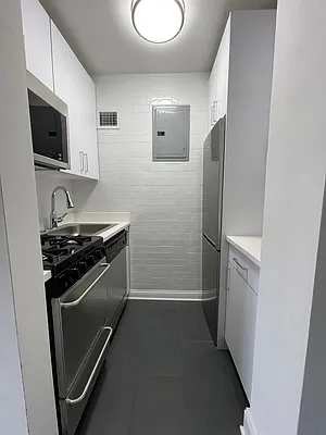 Rented by Douglas Elliman | media 4