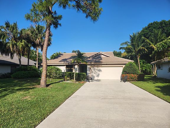 3rd image of 5750 Peachwood Court