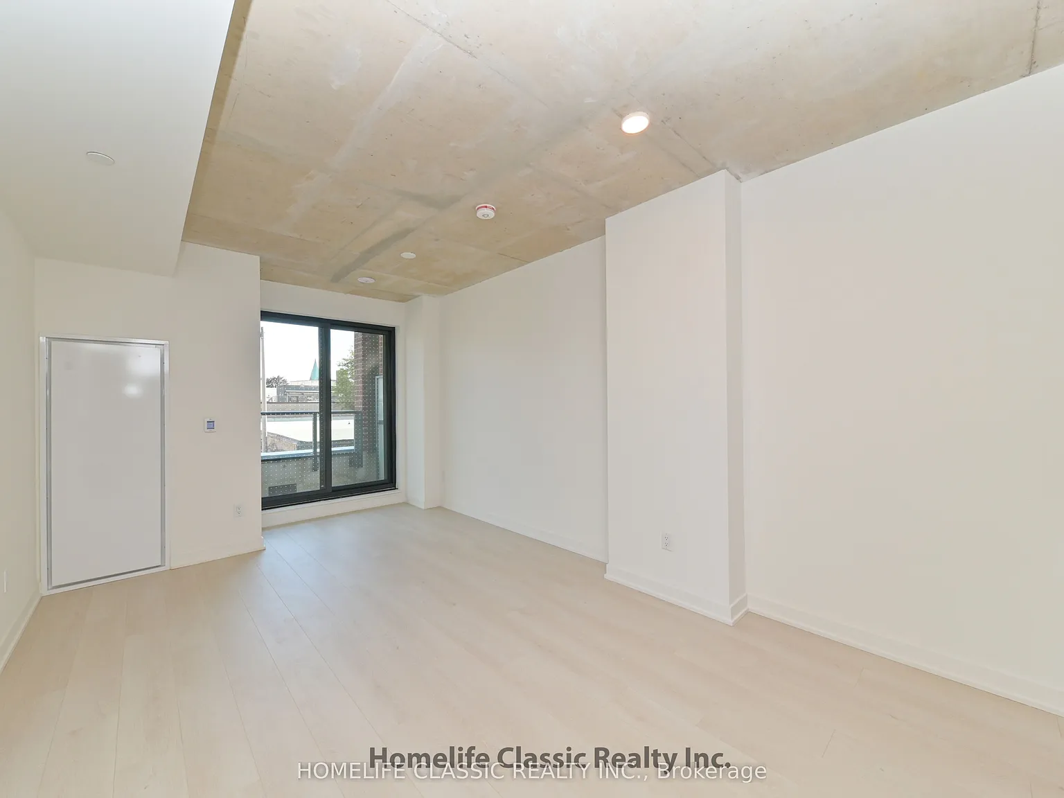 2 bed, $3,000 — Photo 2