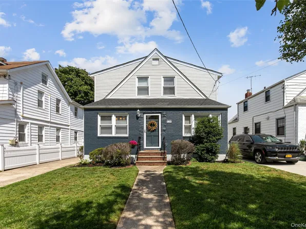 529 7th Avenue, New Hyde Park, NY 11040
