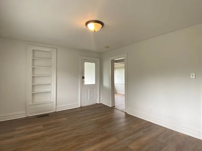 68037 Franklin St — Photo 6