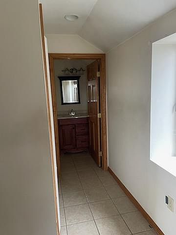 1st image of 2072 Brodhead Rd