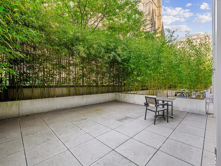 400 W 113th St #104 — Photo 6