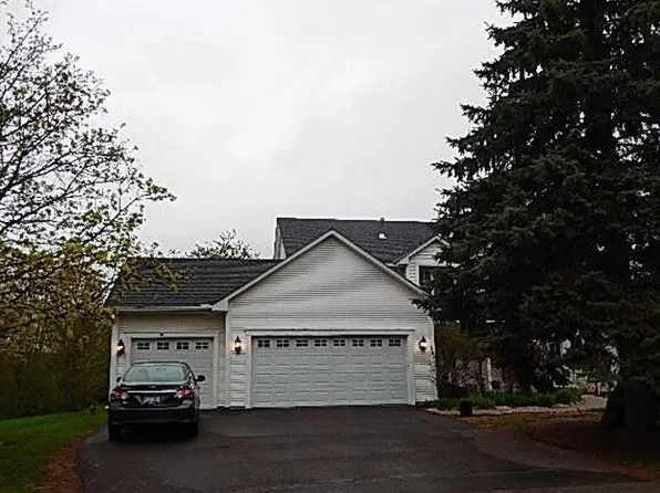7905 Drake Rd, Woodbury, MN 55125