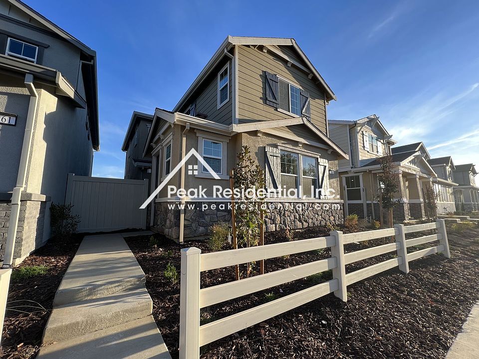 1st image of 7963 Arcadia Dr